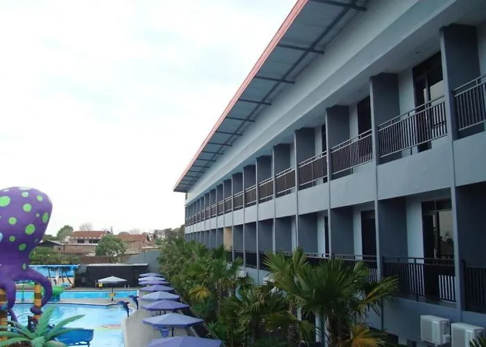 Batu Wonderland Hotel & Resort Malang